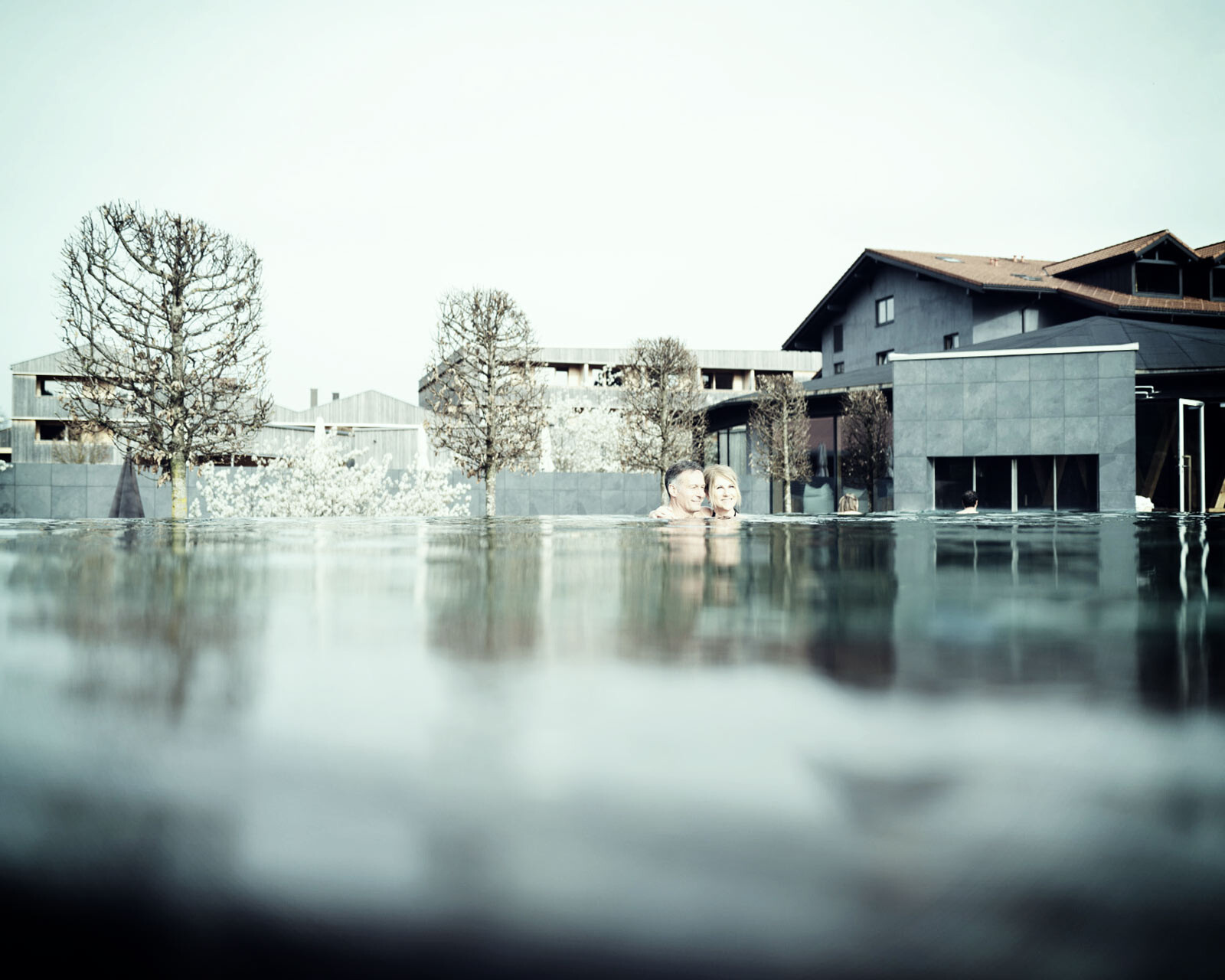 Outdoor Pool im Wellnesshotel Tannenhof im Allgäu