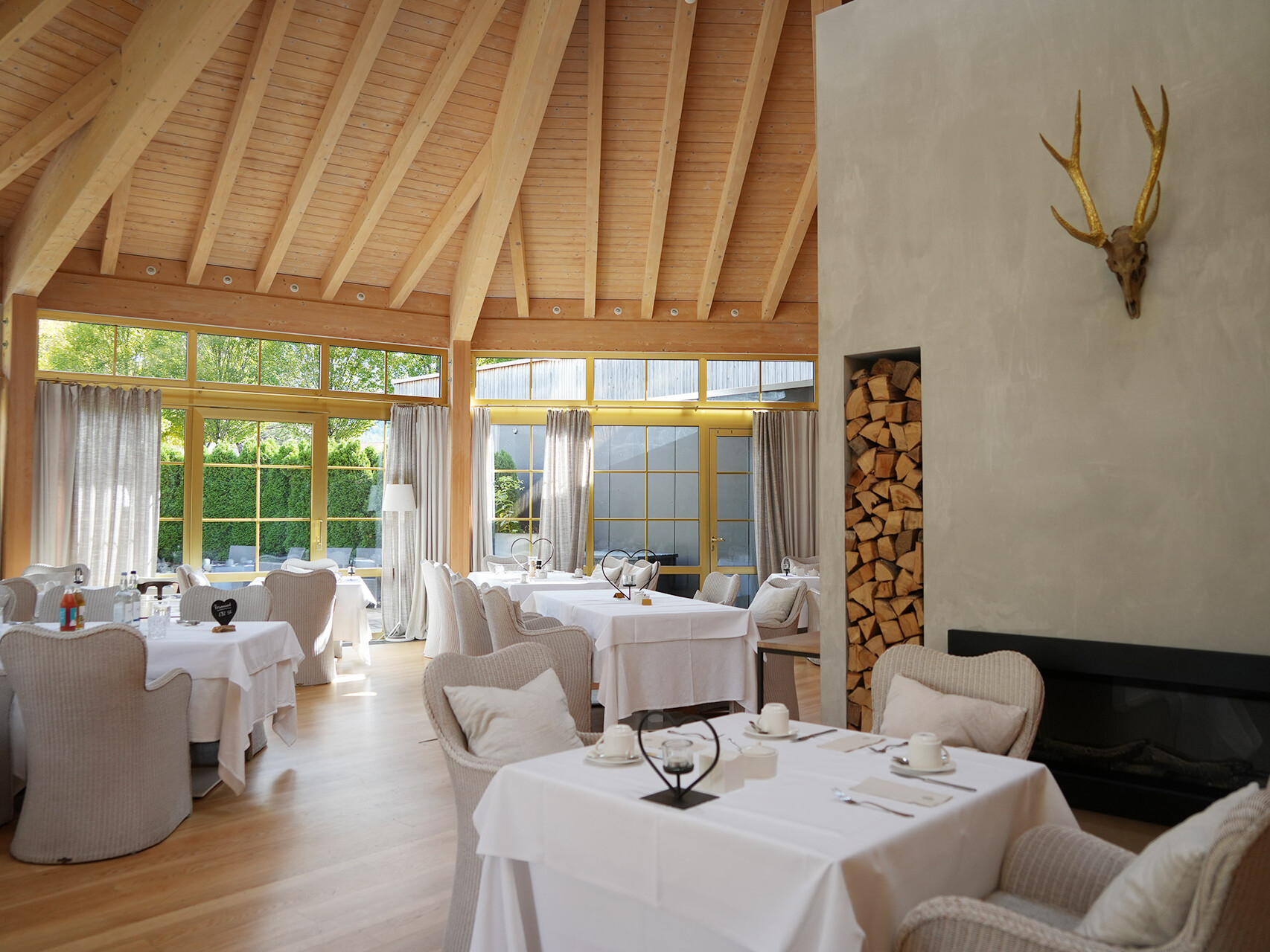 Rosenkuppel: Frühstücksbereich des Hotel Tannenhof